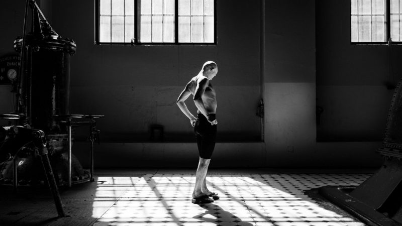 Butha-danser_baggurnds-billede_for-web