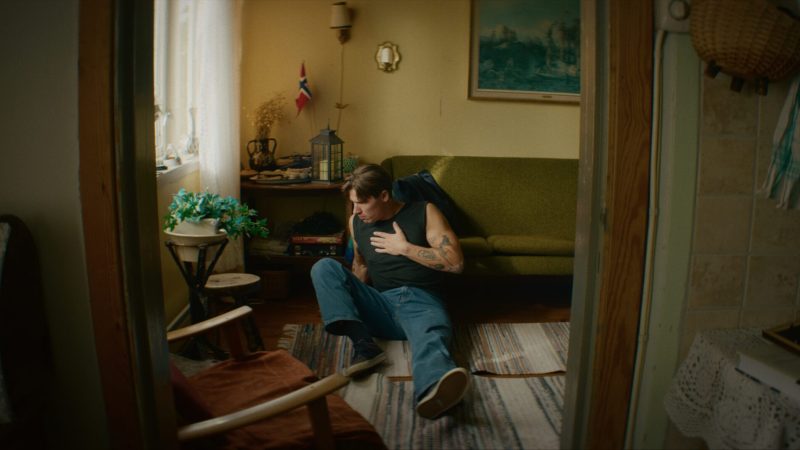 Still-2025-12-24-143102_1.20.1-1